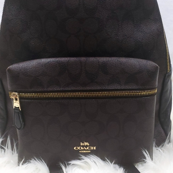 Coach Backpack - Picture 4 of 9